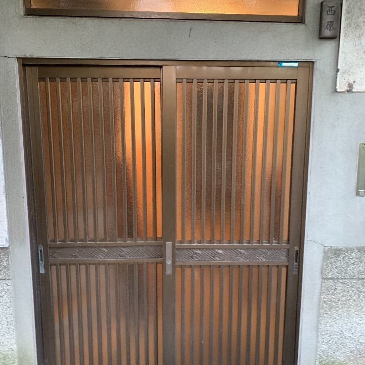欄間付きの引き戸タイプ